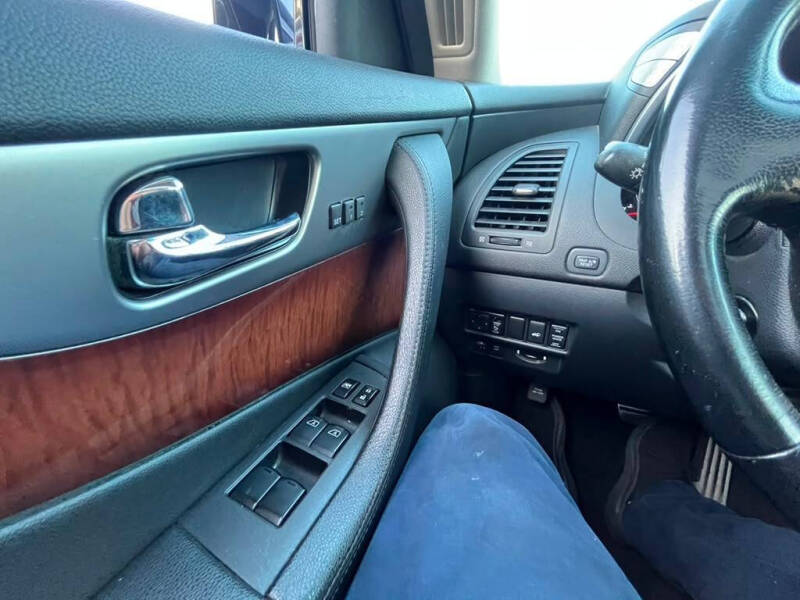 2011 Infiniti FX35