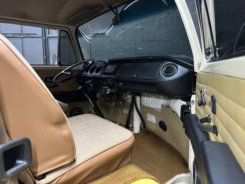 1973 Volkswagen Bus