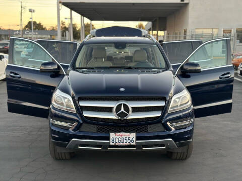 2015 Mercedes-Benz GL-Class for sale at Golden Deals Motors in Sacramento CA