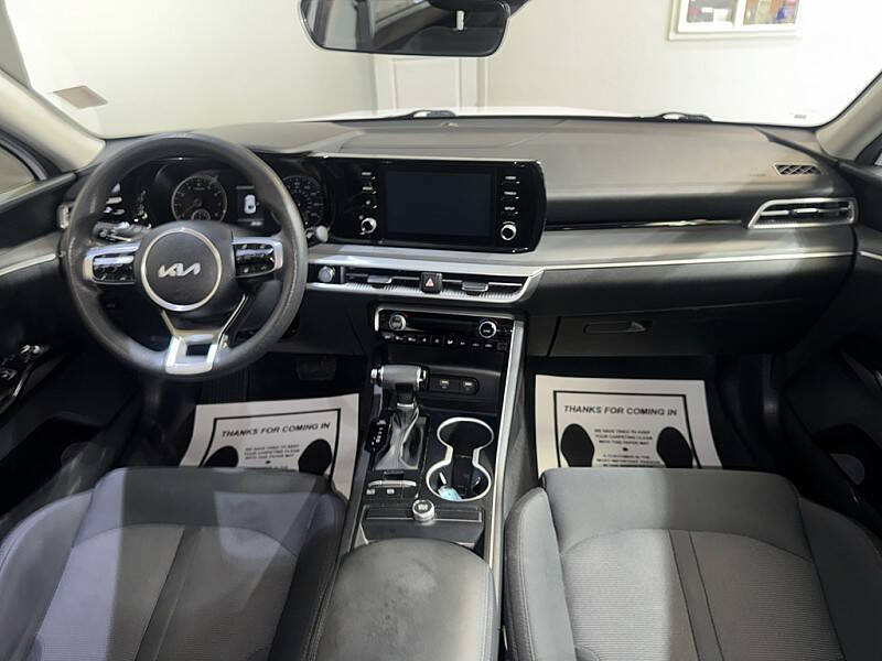 2022 Kia K5