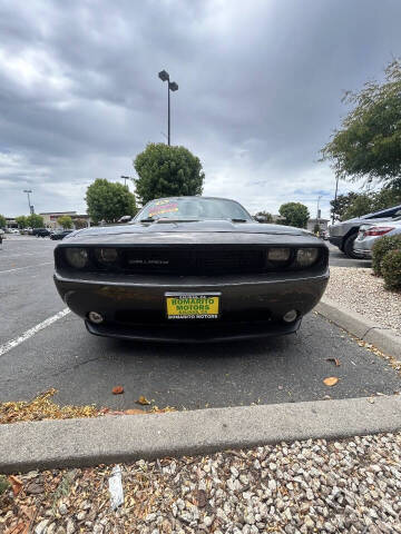 2014 Dodge Challenger SXT