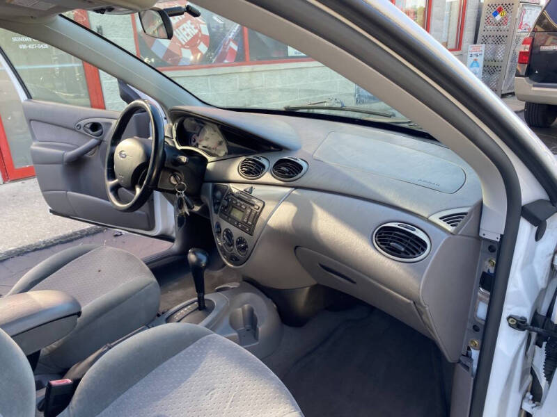 2003 Ford Focus ZX5
