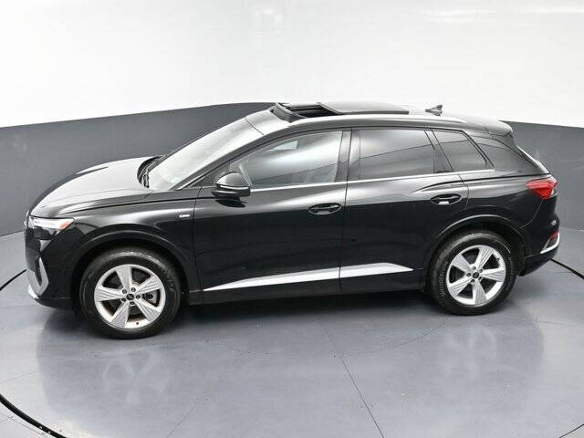 2024 Audi Q4 e-tron quattro Premium 50