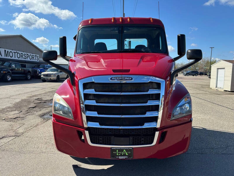 2019 Freightliner Cascadia