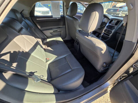 2005 Chrysler 300 Limited