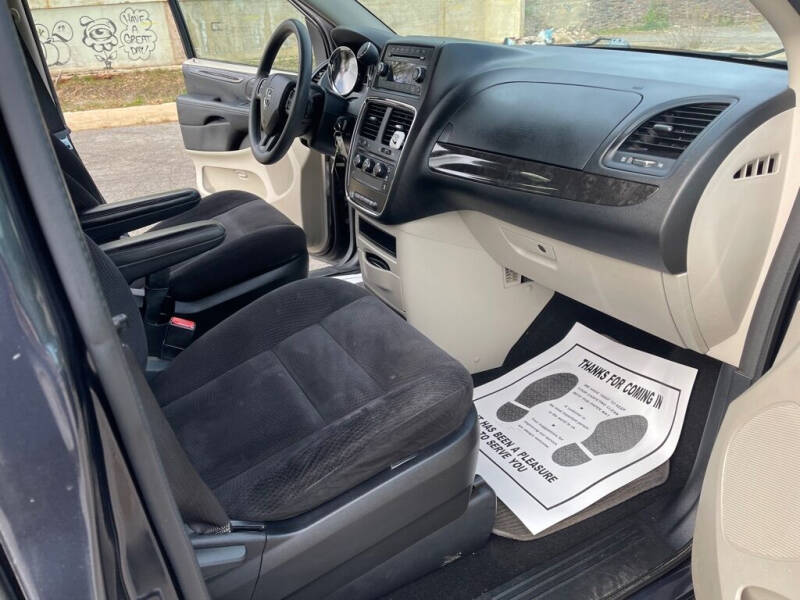 2014 Dodge Grand Caravan SE