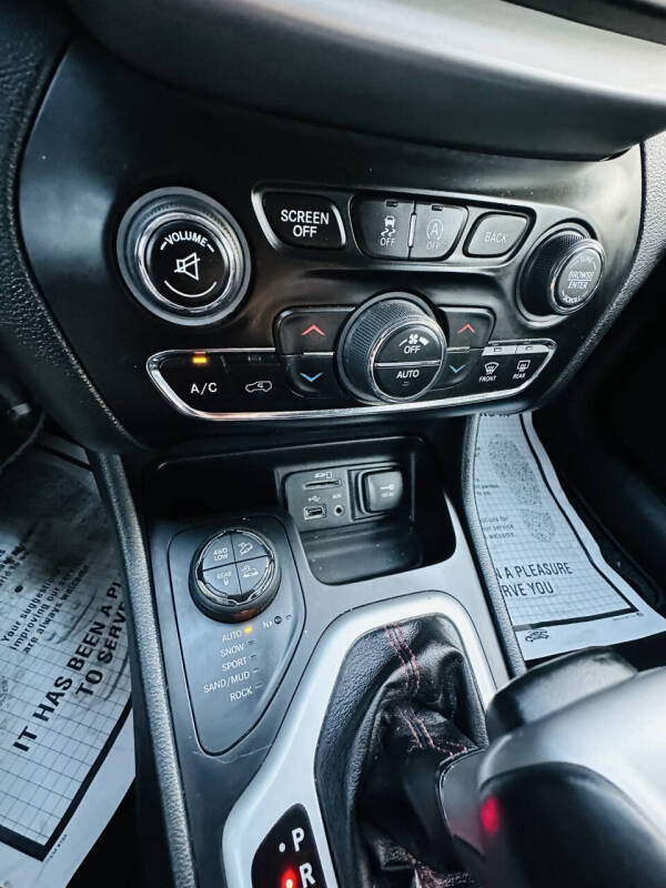2015 Jeep Cherokee Trailhawk