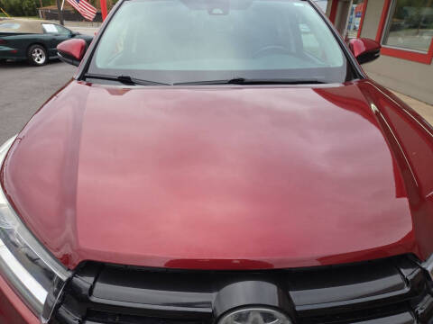 2017 Toyota Highlander SE