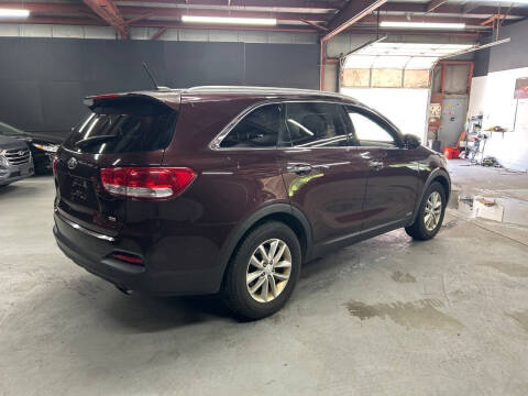 2016 Kia Sorento LX