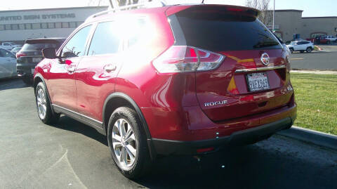 2016 Nissan Rogue SV