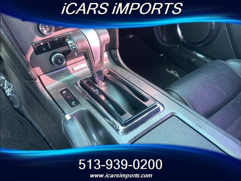 2011 Ford Mustang V6 Premium