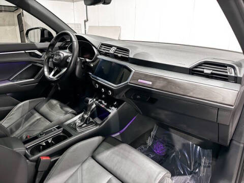 2022 Audi Q3 quattro S line Prem Plus 45 TFSI