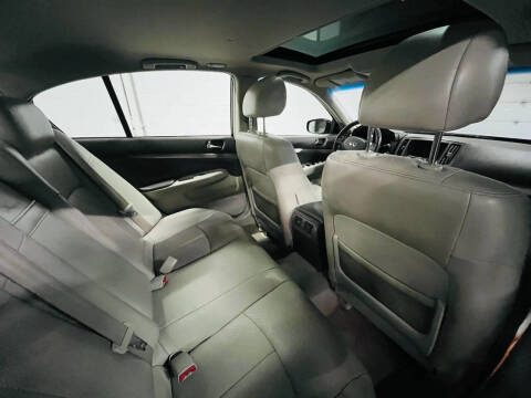 2011 Infiniti G25 Sedan x