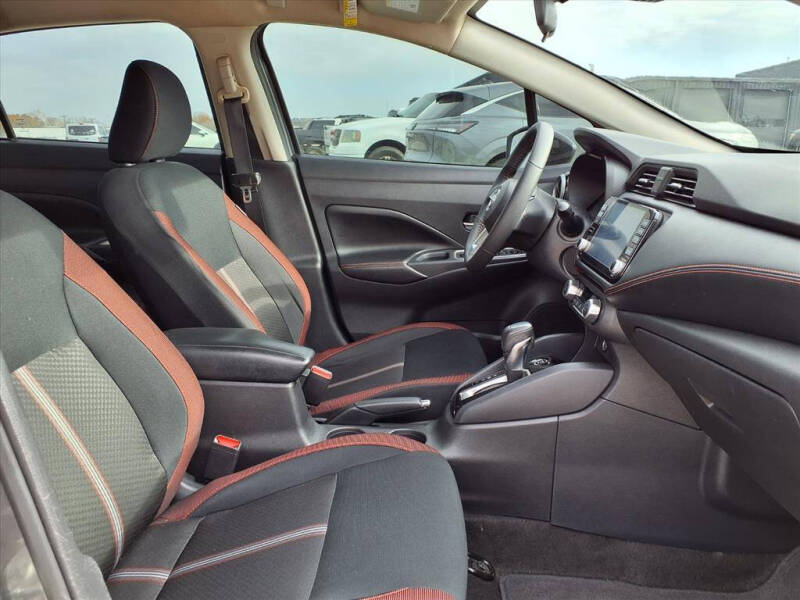 2024 Nissan Versa SR