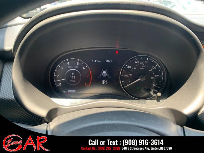 2022 Nissan Kicks SV