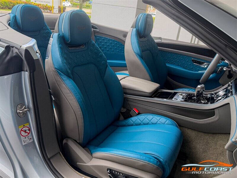 2022 Bentley Continental GTC V8