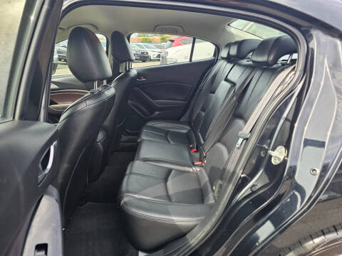 2018 Mazda MAZDA3