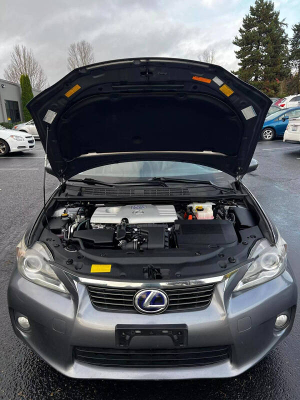 2012 Lexus CT Premium photo 27