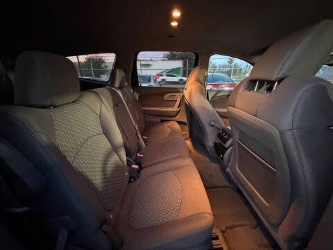 2010 Chevrolet Traverse LS