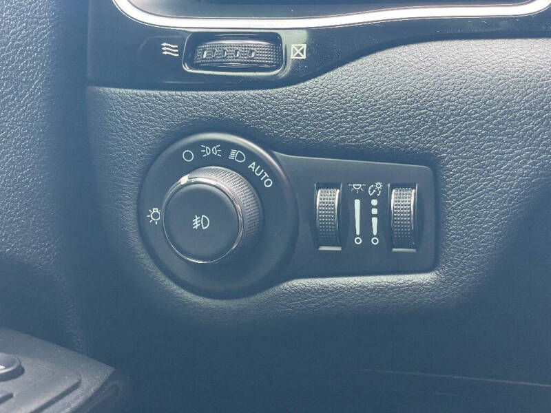 2021 Jeep Cherokee Altitude