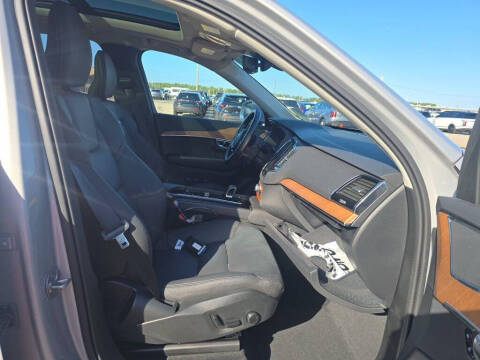 2025 Volvo XC90 B6 Plus Bright Theme 7P