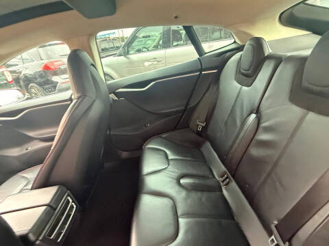 2013 Tesla Model S Performance