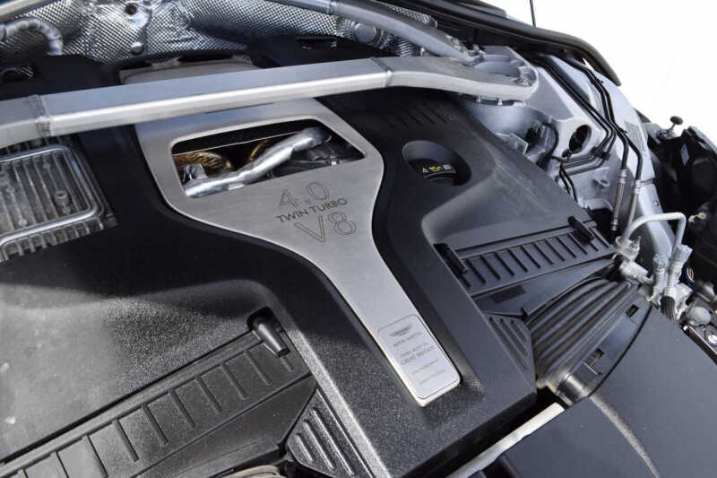 2021 Aston Martin DBX