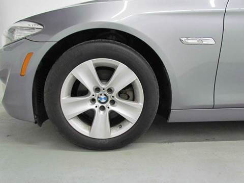 2011 BMW 5 Series 528i