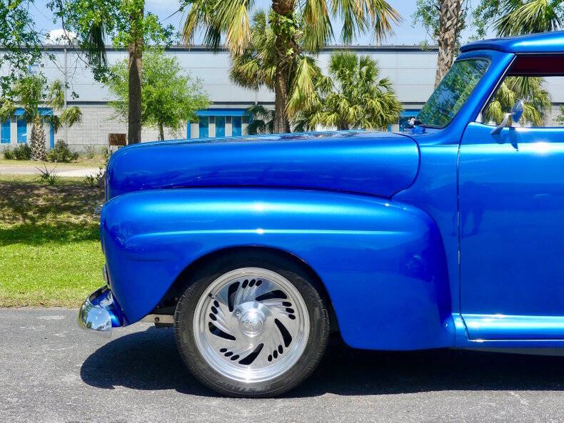 1948 Ford Super Deluxe