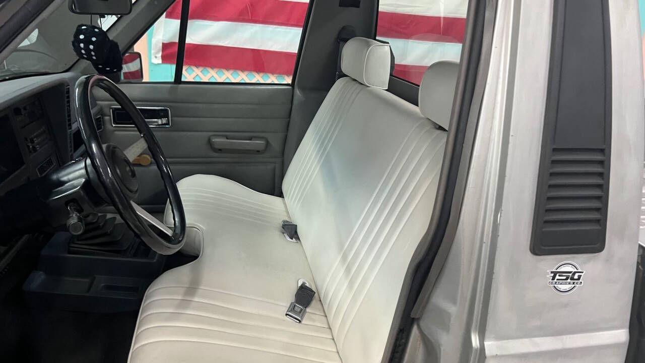 1991 Jeep Comanche 20