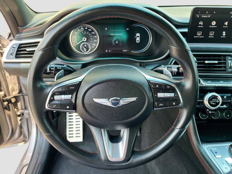 2023 Genesis G70