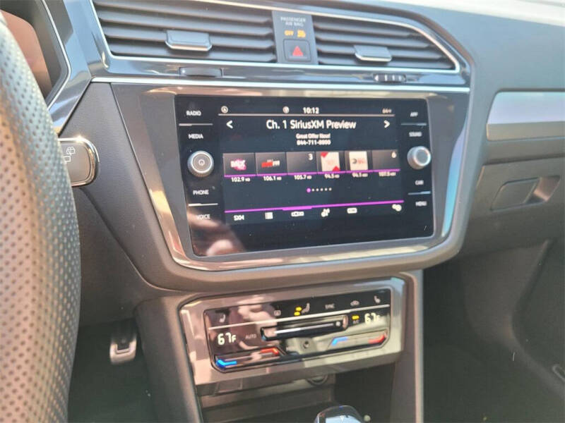 2024 Volkswagen Tiguan SE R-Line Black