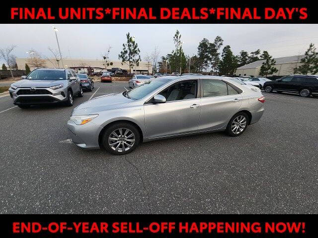 2017 Toyota Camry Hybrid XLE