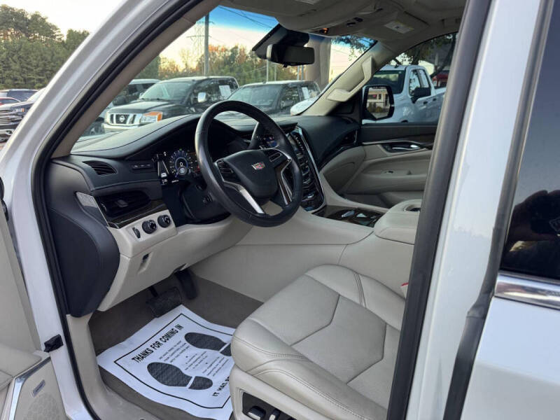 2018 Cadillac Escalade ESV Premium Luxury