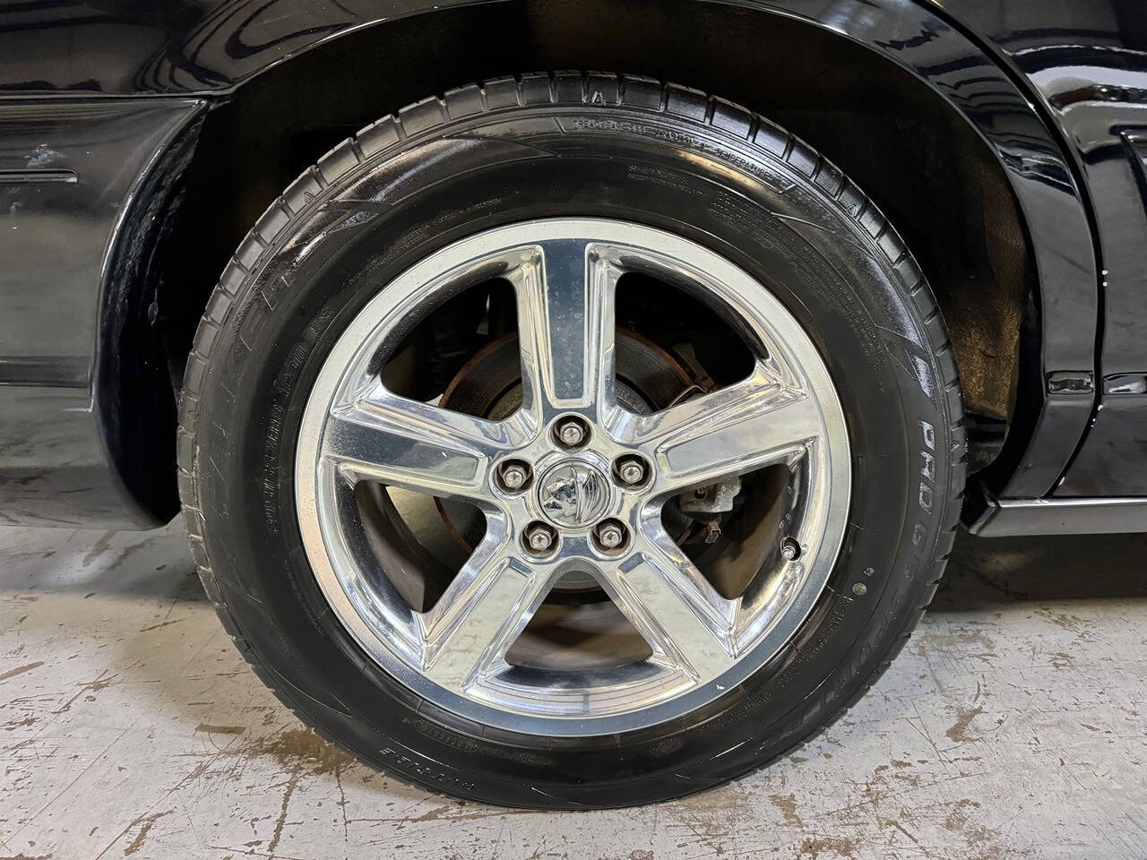 2003 Mercury Marauder for sale at Carnival Car Company in Victoria, TX