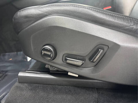 2021 Volvo XC90 T5 Momentum