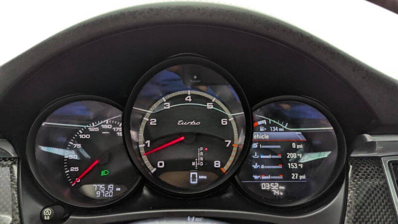 2016 Porsche Macan Turbo