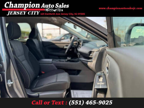 2024 Nissan Rogue SV