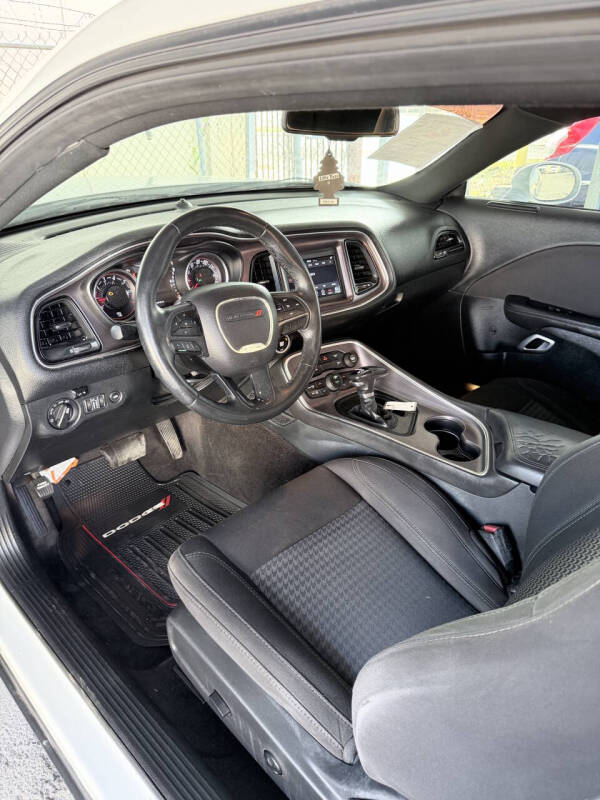2018 Dodge Challenger SXT