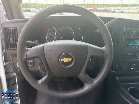 2022 Chevrolet Express LS 3500