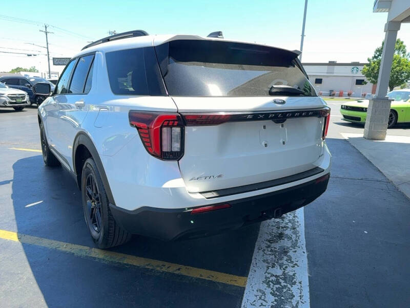 2025 Ford Explorer Active