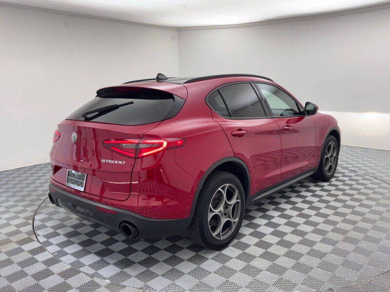 2022 Alfa Romeo Stelvio Sprint