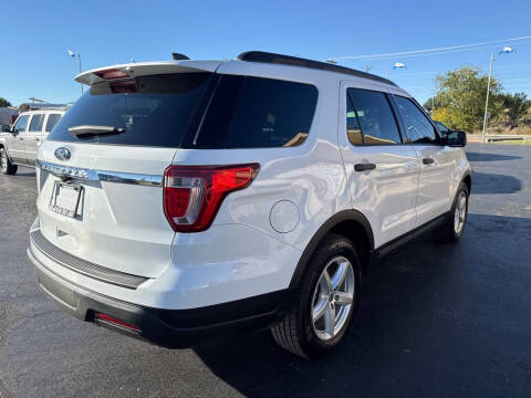 2018 Ford Explorer