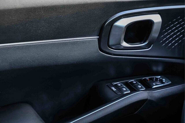 2024 Kia Sorento LX