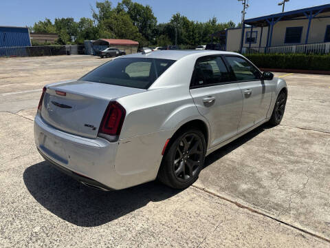 2021 Chrysler 300 S V6
