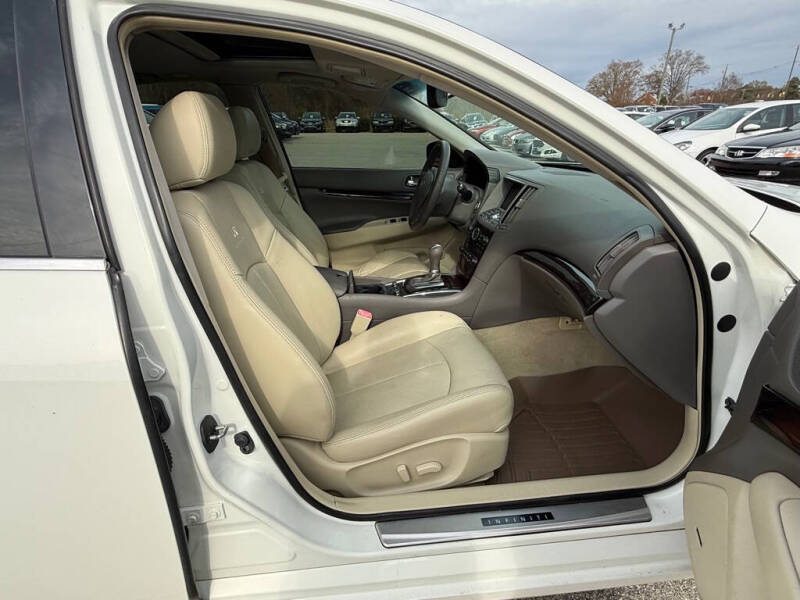 2013 Infiniti G37 Sedan x