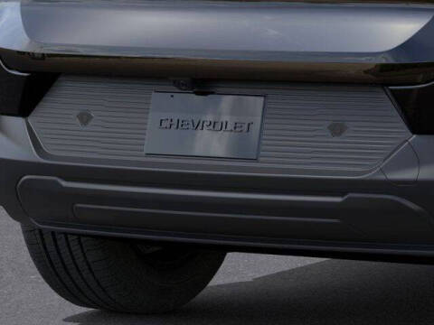 2026 Chevrolet Equinox EV LT 2