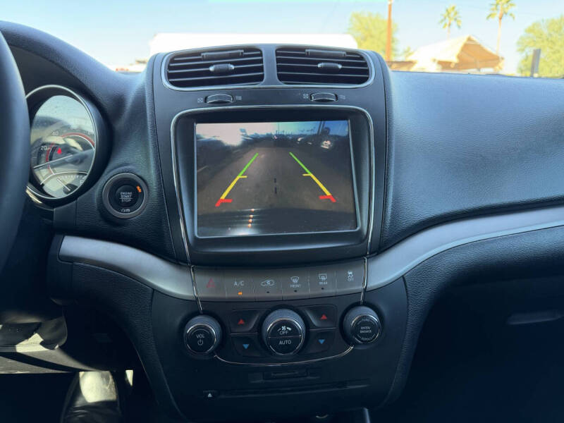 2018 Dodge Journey Crossroad