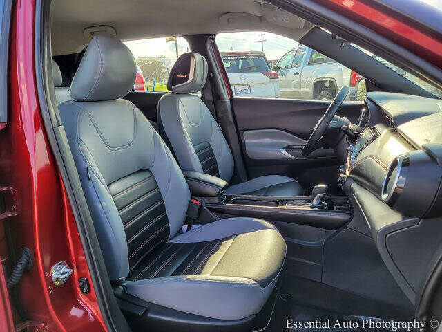 2024 Nissan Kicks SR