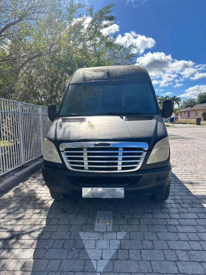 2007 Freightliner Sprinter for sale at DRIVING FORCE AUTOS in Fort Lauderdale, FL